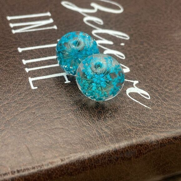 Handmade Turquoise Blue Pressed Flower Boho Floral Earring Stainless Steel Studs - Picture 1 of 7